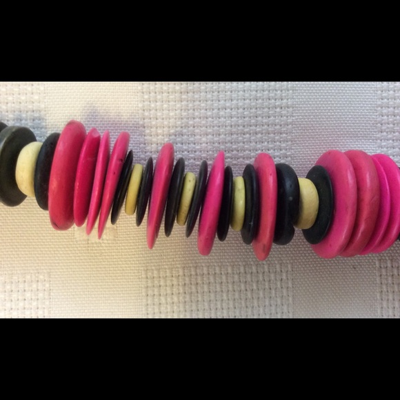 💥 Vintage hand carved wood disc necklace - Picture 3 of 6